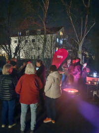 Feuer und Flamme Arnikastr